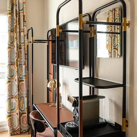 Hotell Hiro 4*