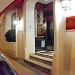 Hiro Hotell 4*