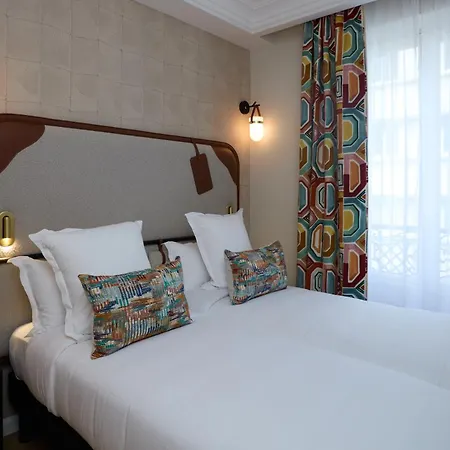 Hotel Hiro, New 2024 4*
