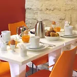 Hiro Hotel 4*