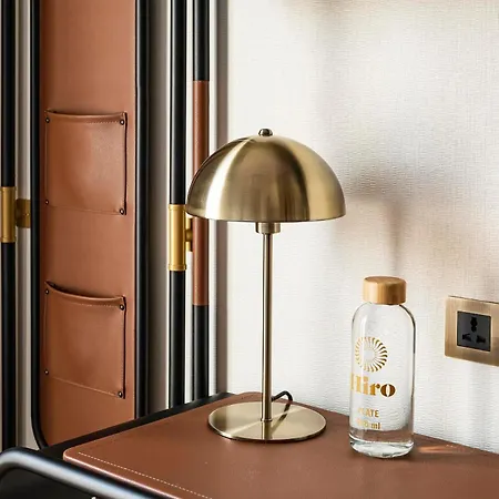 Hiro 4* Paris