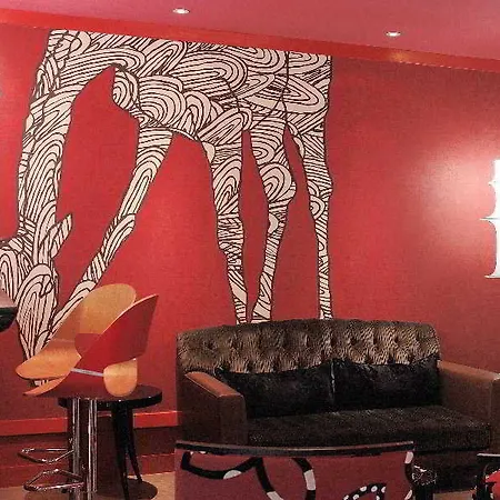 Hiro Hotel